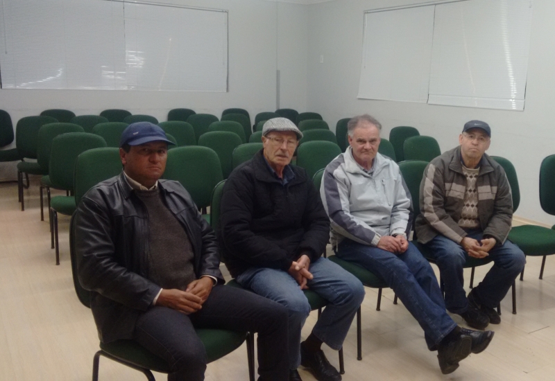 Pra Vida - Apicultores definem ações para últimos meses do ano