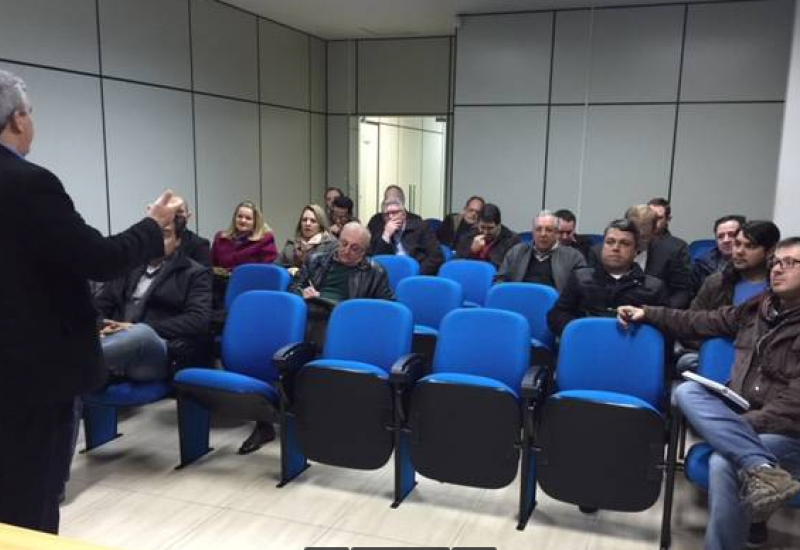 Pra Vida - Encontro discute Regimento Interno do DEL