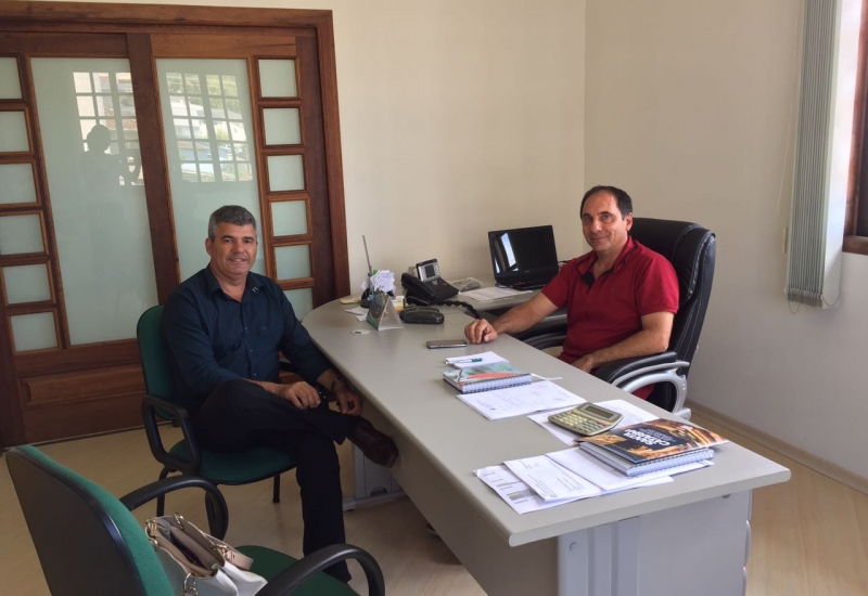 Pra Vida - Presidente da ACIC visita ADR