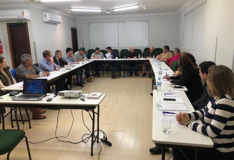 Pra Vida - Investimentos, Projeto de Liberdade Econômica e Comércio Forte Cidade Feliz são temas da reunião mensal