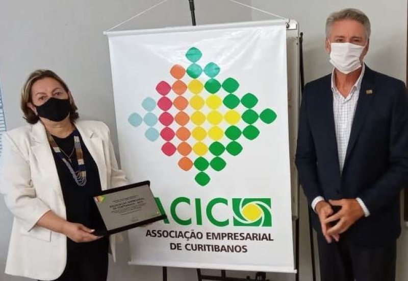Pra Vida - Presidente da FACISC participa de encontro com diretores da ACIC