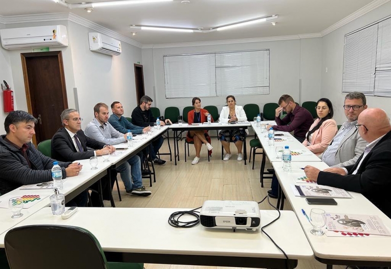 Pra Vida - Presidente da Fapesc participa de reunião com GT do Polo Tecnológico