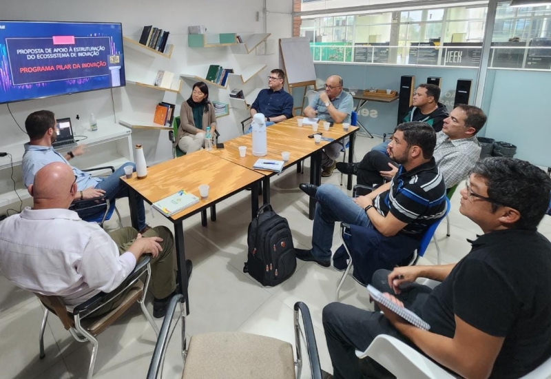 Pra Vida - Polo Tecnológico Araucária e SEBRAE assinam convênio para programa de capacitação