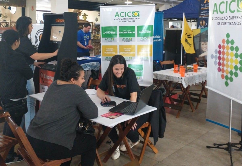 Pra Vida - Feirão do Emprego é realizado no Mercado Público