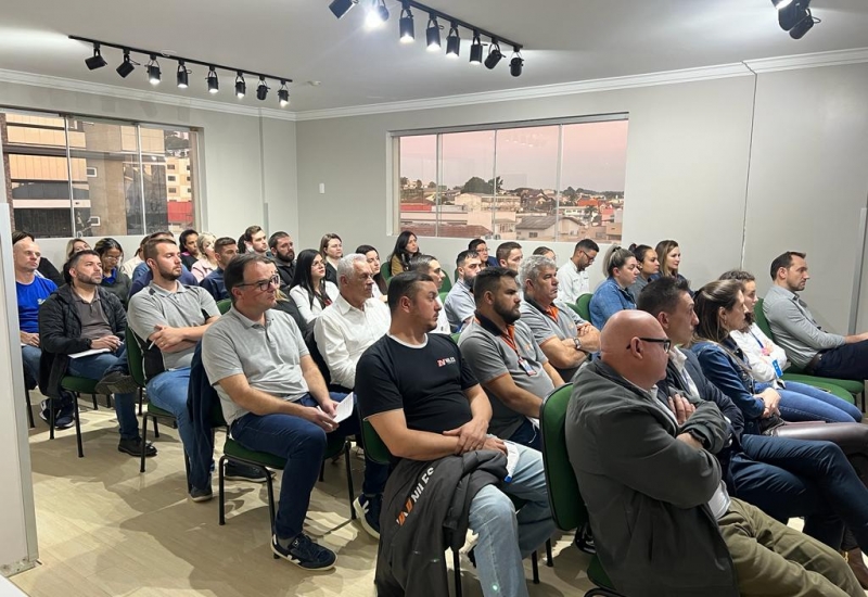 Pra Vida - Uso de dados para acelerar as vendas é tema de evento em Curitibanos