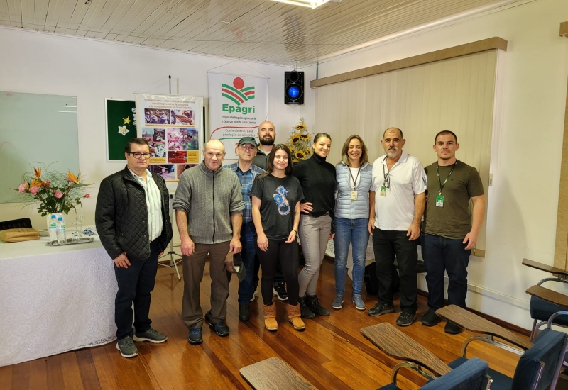 Pra Vida - Núcleo de Apicultores participa de Encontro Regional 