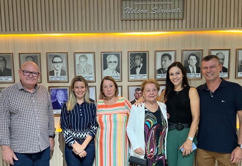 Pra Vida - Acic eterniza nome de seu fundador na Galeria de Presidentes 