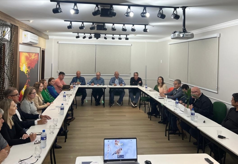 Pra Vida - Diretores participam de reunião mensal