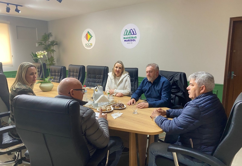 Pra Vida - Acic recebe presidente da Fundação Hospitalar 