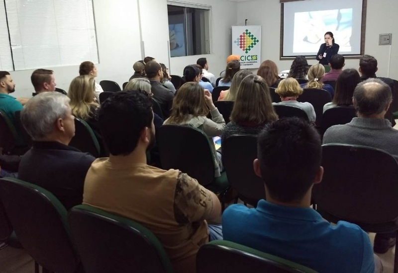 Pra Vida - Liderança é tema de palestra a integrantes de Núcleos Empresariais.