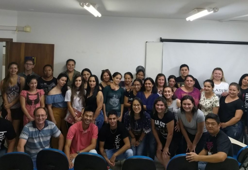 Pra Vida - Integrantes do Núcleo de Gastronomia participam de palestra