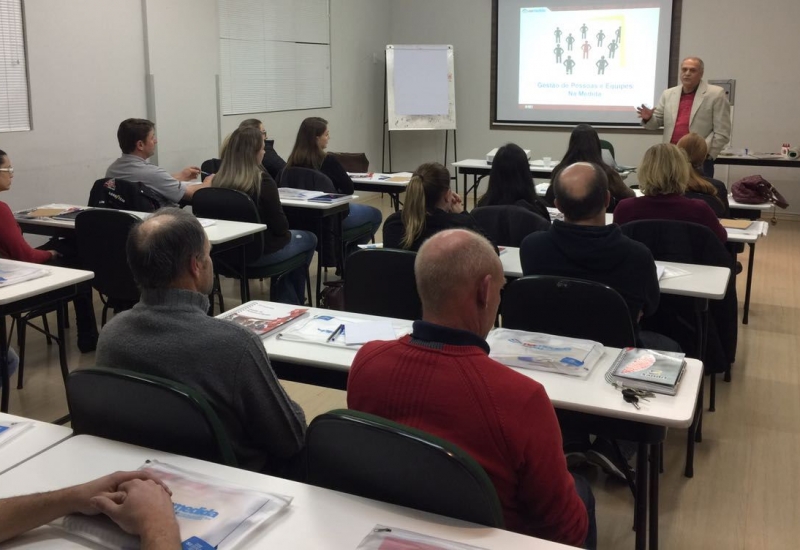 Pra Vida - Programa de Competitividade contempla empresários de Curitibanos