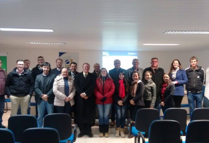Pra Vida - Palestra do Núcleo de Contadores reuniu dezenas de participantes.