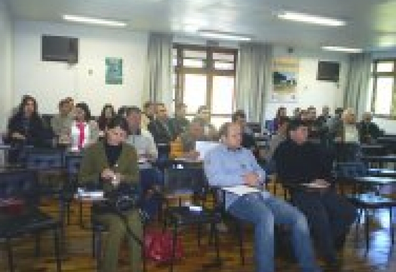 Pra Vida - 5° Assembléia do Núcleo de Automecânicas em Campos Novos.