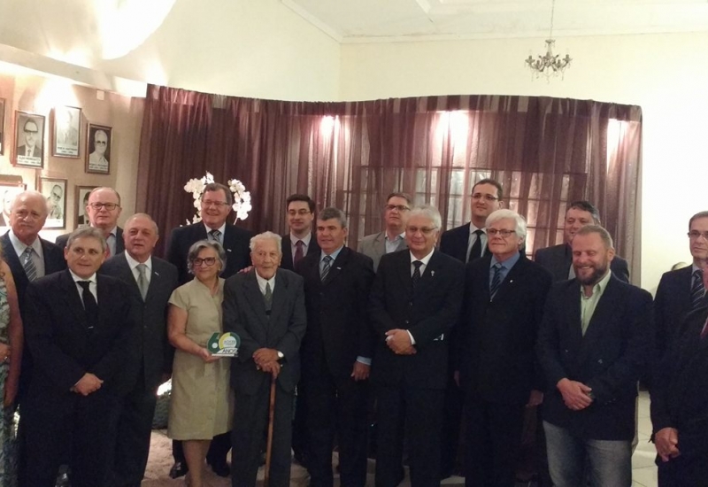 Pra Vida - Com a presença de seu fundador, ACIC homenageia Ex-Presidentes