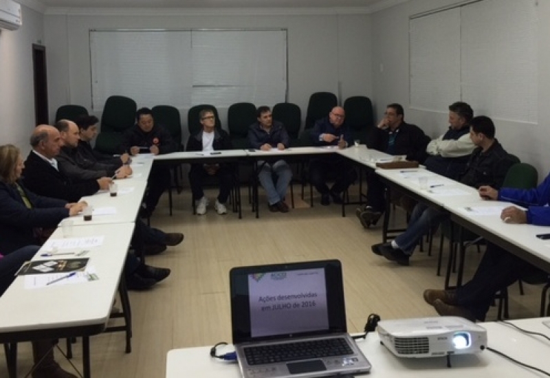 Pra Vida - Vinda de investidores alemães a Curitibanos é tema de reunião mensal da ACIC 