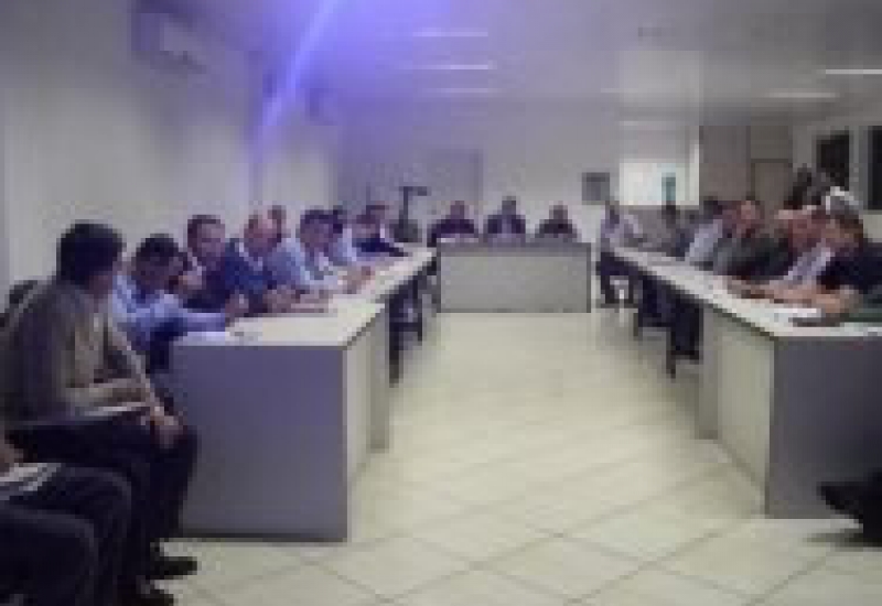 Pra Vida - Reunião Plenária Regional Meio-Oeste da FACISC discute situação das rodovias estaduais na região