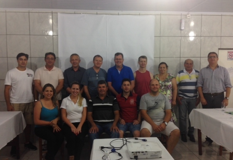 Pra Vida - Diretoria da ACIC participa de treinamento e planejamento 2014