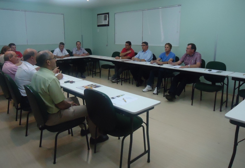 Pra Vida - ACIC reune Diretoria