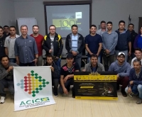 Acic Curitibanos - Núcleo de Automecânicas participa de Palestra Técnica.