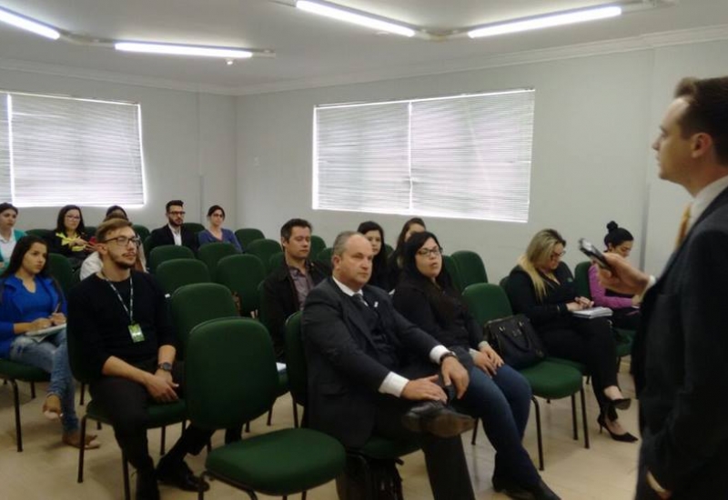Pra Vida - FACISC realiza capacitação na ACIC de Curitibanos